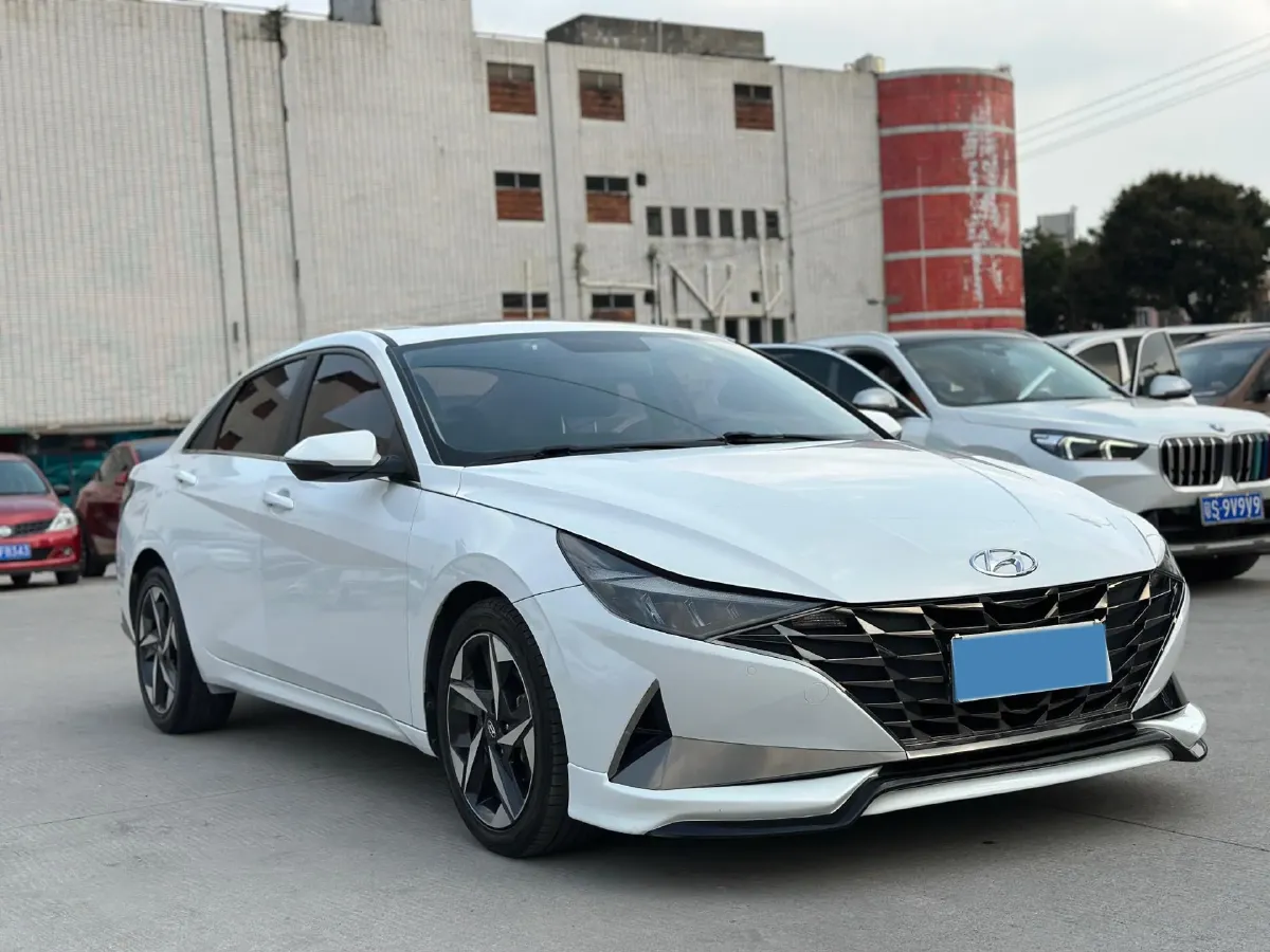 2021 Hyundai Elantra 1.5L 115HP L4 CVT,autocango,china used car exporter,china ev exporter,chinese used car exporter,chinese used ev exporter
