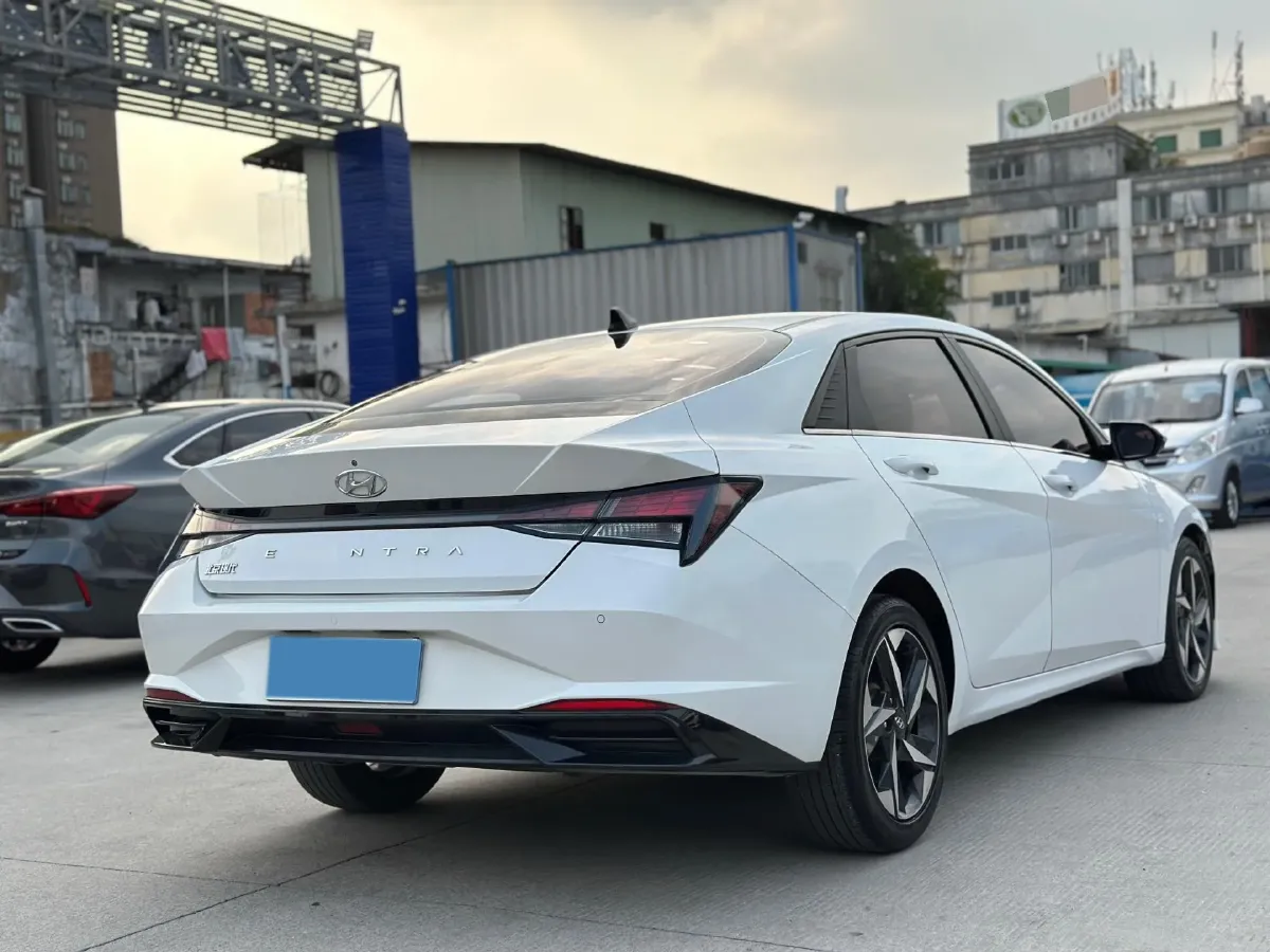2021 Hyundai Elantra 1.5L 115HP L4 CVT,autocango,china used car exporter,china ev exporter,chinese used car exporter,chinese used ev exporter