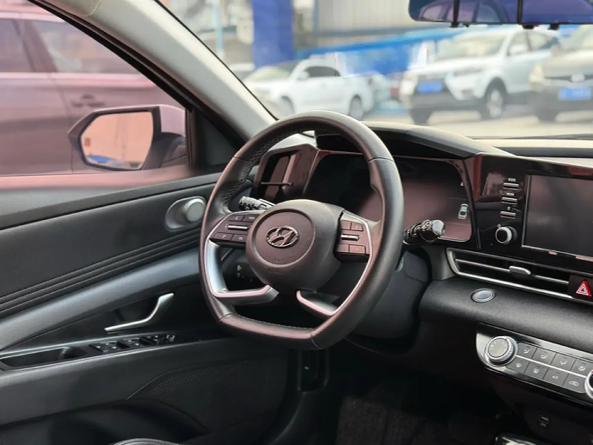 2021 Hyundai Elantra 1.5L 115HP L4 CVT,autocango,china used car exporter,china ev exporter,chinese used car exporter,chinese used ev exporter