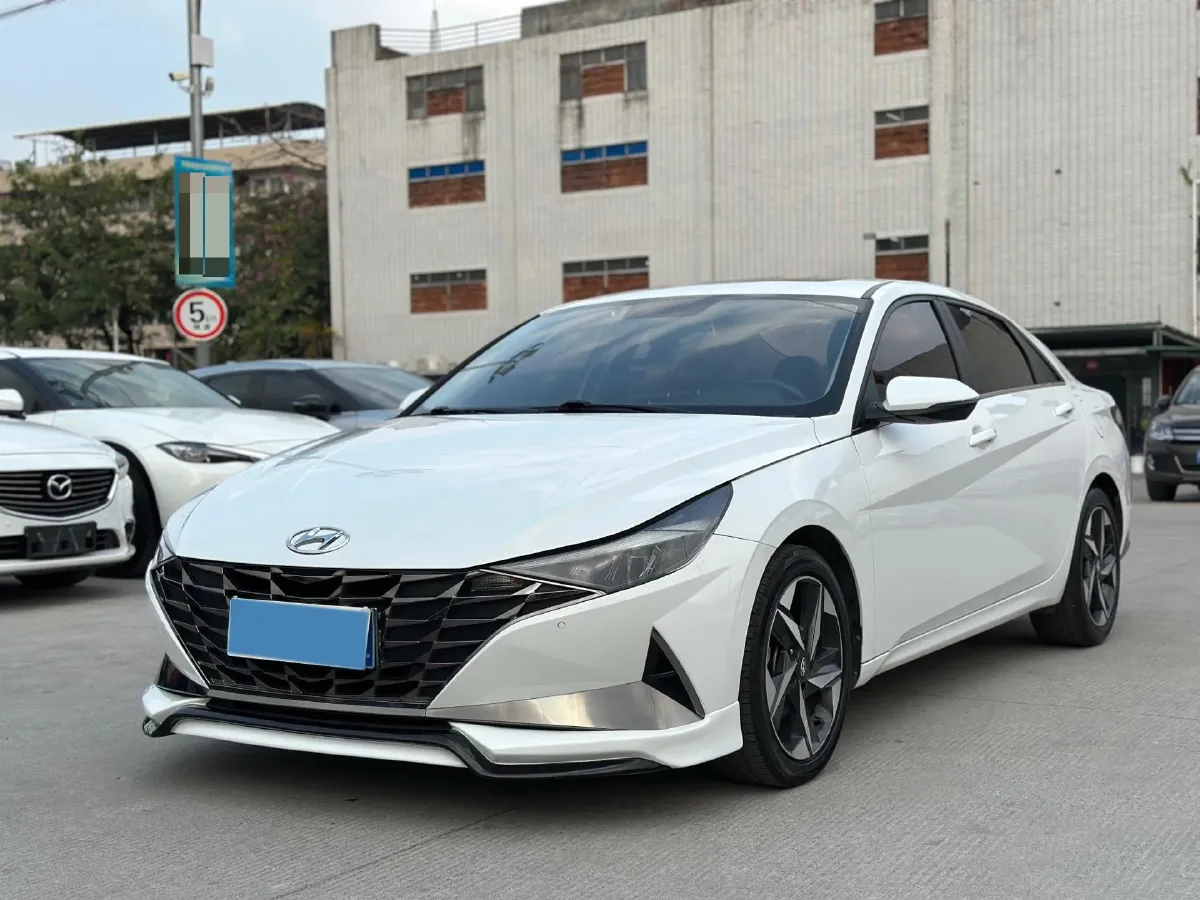 2021 Hyundai Elantra 1.5L 115HP L4 CVT,autocango,china used car exporter,china ev exporter,chinese used car exporter,chinese used ev exporter