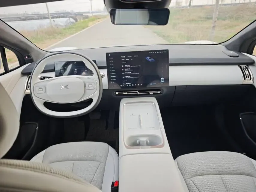 2024 Xpeng P7+ BEV 60.7KWH,autocango,china used car exporter,china ev exporter,chinese used car exporter,chinese used ev exporter