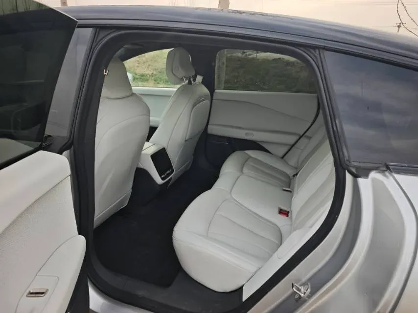 2024 Xpeng P7+ BEV 60.7KWH,autocango,china used car exporter,china ev exporter,chinese used car exporter,chinese used ev exporter