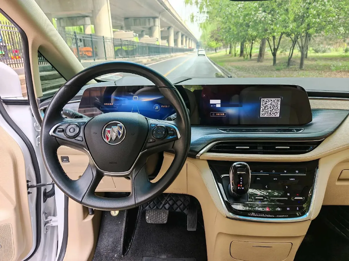 2023 Buick GL8 2.0T 237HP L4 9AT,autocango,china used car exporter,china ev exporter,chinese used car exporter,chinese used ev exporter