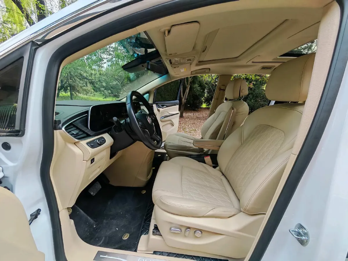 2023 Buick GL8 2.0T 237HP L4 9AT,autocango,china used car exporter,china ev exporter,chinese used car exporter,chinese used ev exporter