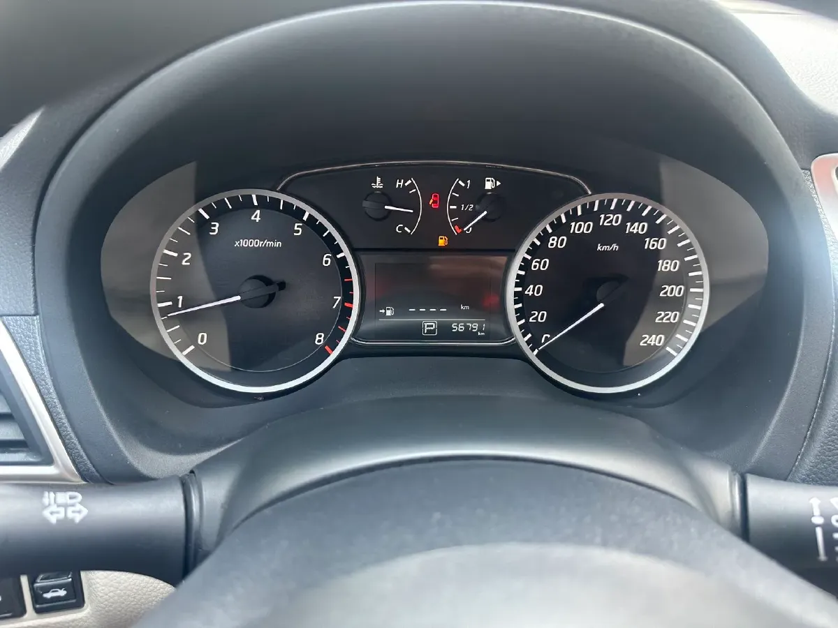 2022 Nissan Sylphy 1.6L 122HP L4 CVT,autocango,china used car exporter,china ev exporter,chinese used car exporter,chinese used ev exporter