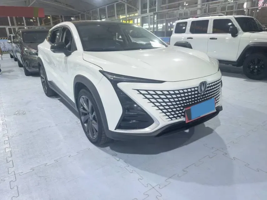 2020 ChangAn UNI-T 1.5T 180HP L4 7DCT,autocango,china used car exporter,china ev exporter,chinese used car exporter,chinese used ev exporter