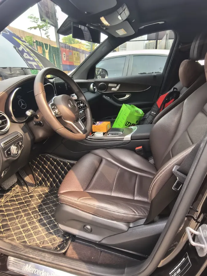 2021 Mercedes-Benz GLC Class 2.0T 197HP L4 9AT,autocango,china used car exporter,china ev exporter,chinese used car exporter,chinese used ev exporter