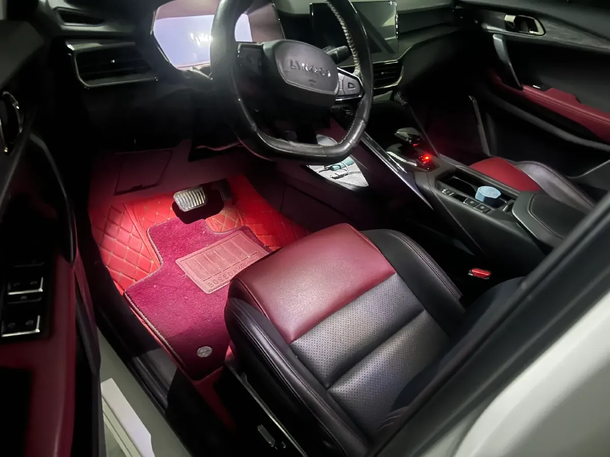 2020 Geely ICON 1.5T 177HP L3 7DCT,autocango,china used car exporter,china ev exporter,chinese used car exporter,chinese used ev exporter