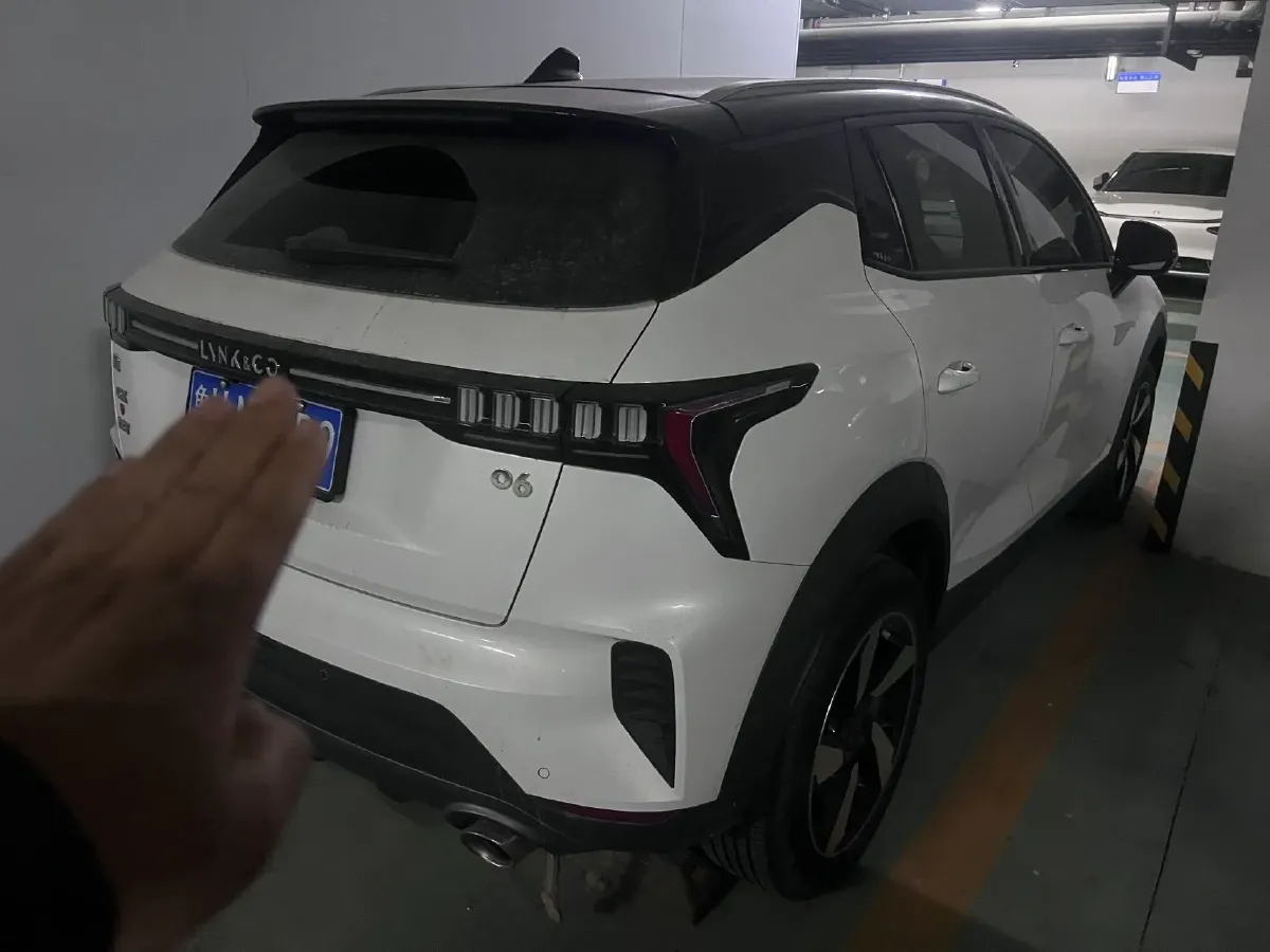 2020 Geely ICON 1.5T 177HP L3 7DCT,autocango,china used car exporter,china ev exporter,chinese used car exporter,chinese used ev exporter
