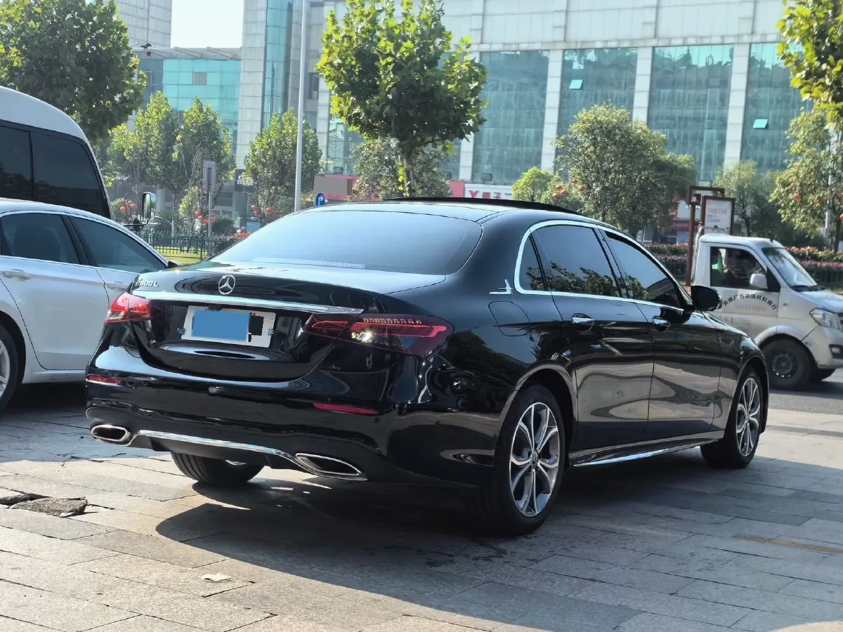 2022 Mercedes-Benz E Class 2.0T 258HP L4 9AT,autocango,china used car exporter,china ev exporter,chinese used car exporter,chinese used ev exporter