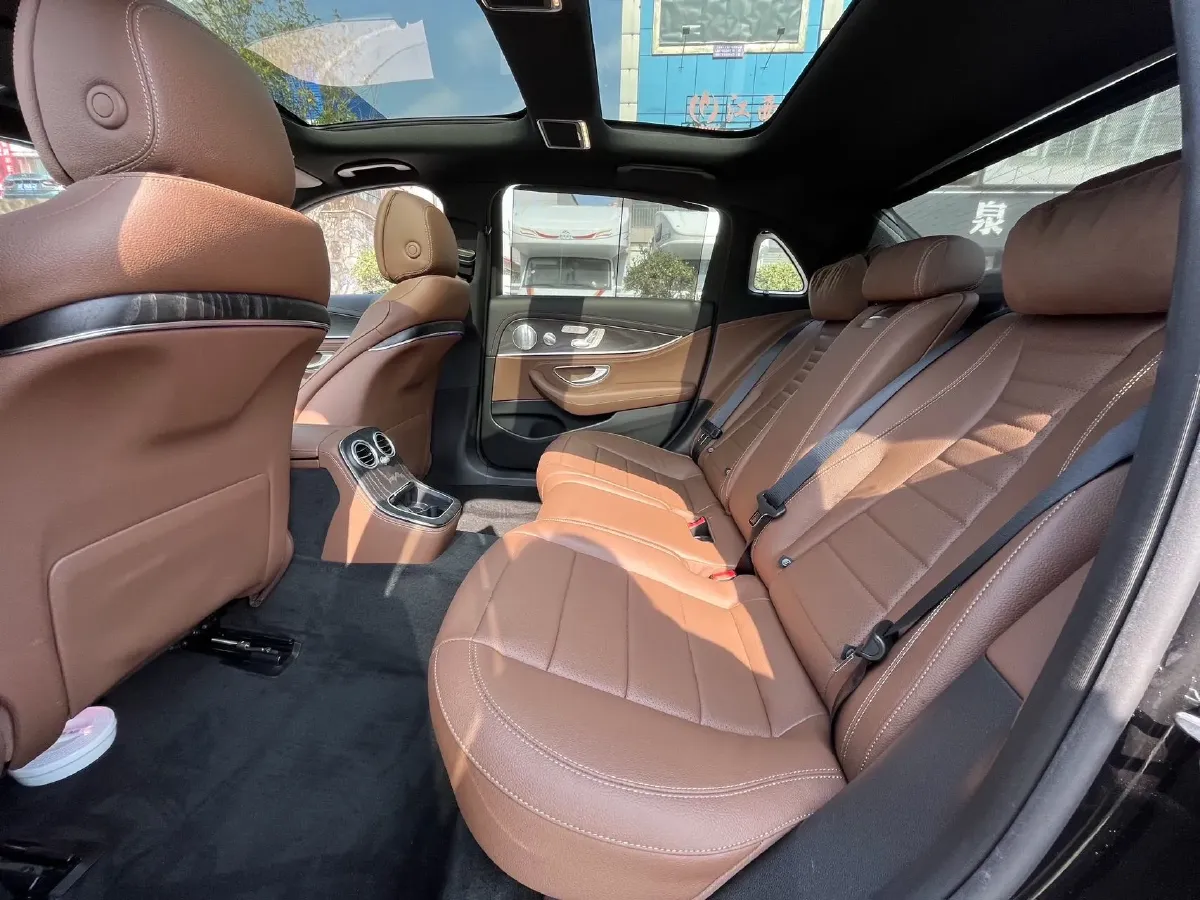 2022 Mercedes-Benz E Class 2.0T 258HP L4 9AT,autocango,china used car exporter,china ev exporter,chinese used car exporter,chinese used ev exporter