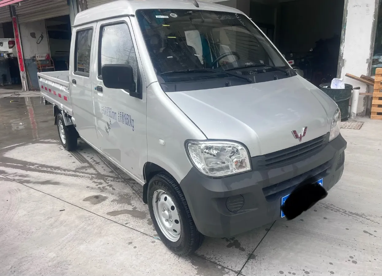 2023 WuLing ZhiGuang Mini Truck 1.5L 102HP L4 5MT,autocango,china used car exporter,china ev exporter,chinese used car exporter,chinese used ev exporter