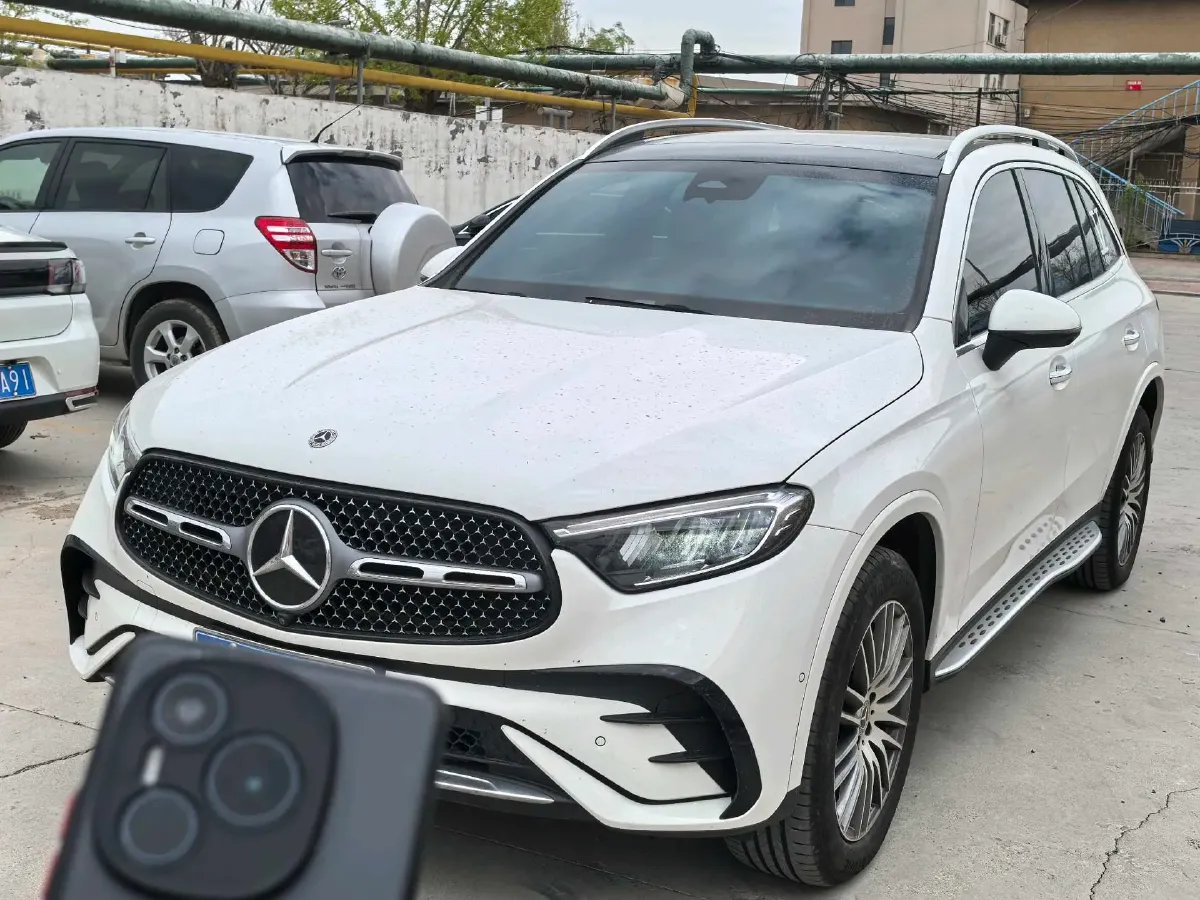 2024 Mercedes-Benz GLC Class 2.0T 258HP L4 9AT,autocango,china used car exporter,china ev exporter,chinese used car exporter,chinese used ev exporter