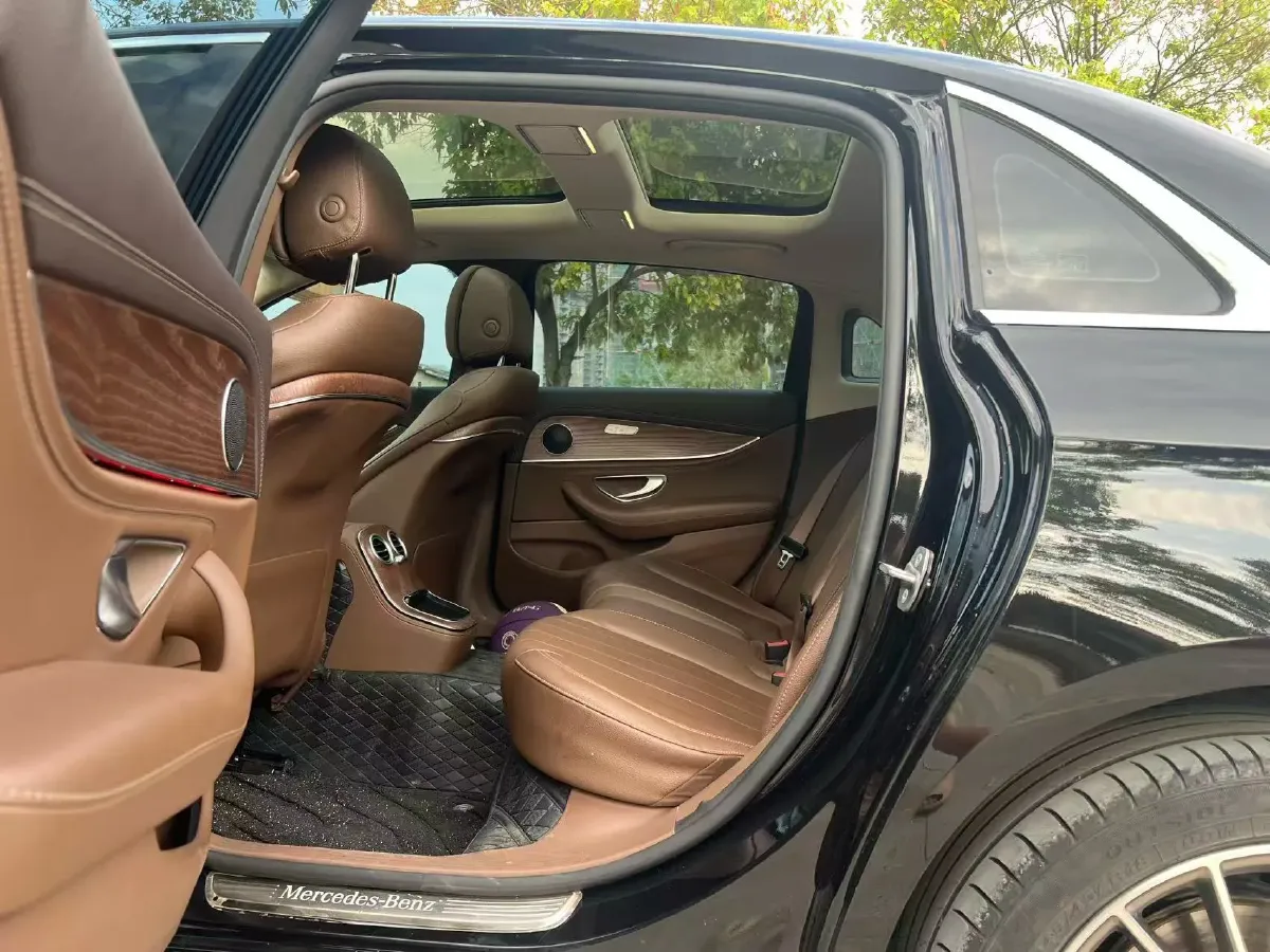 2023 Mercedes-Benz E Class 2.0T 197HP L4 9AT,autocango,china used car exporter,china ev exporter,chinese used car exporter,chinese used ev exporter