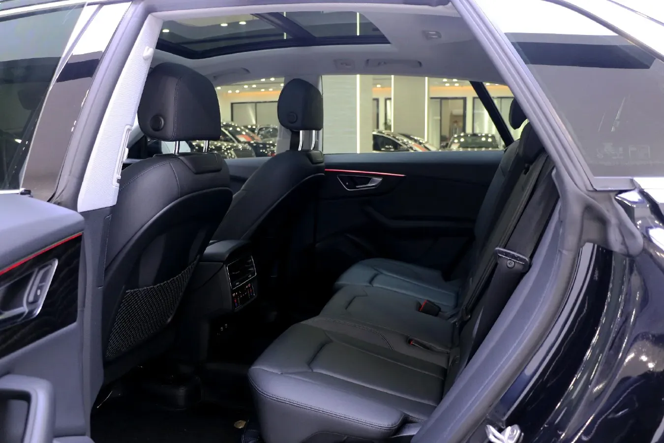 2019 Audi Q8 3.0T 340HP V6 8AT,autocango,china used car exporter,china ev exporter,chinese used car exporter,chinese used ev exporter