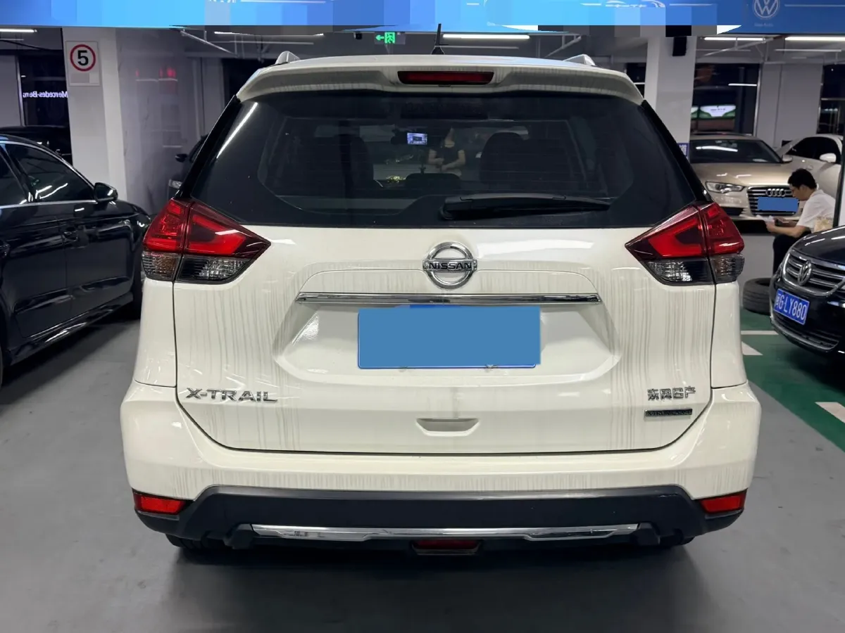 2019 Nissan X-Trail 2.0L 154HP L4 CVT,autocango,china used car exporter,china ev exporter,chinese used car exporter,chinese used ev exporter