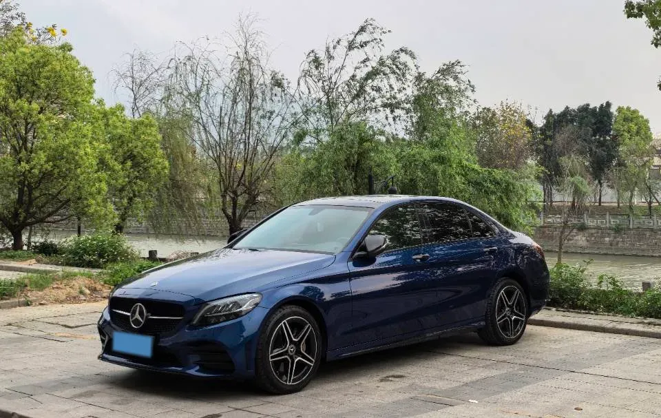 2021 Mercedes-Benz C Class 1.5T 184HP L4 9AT,autocango,china used car exporter,china ev exporter,chinese used car exporter,chinese used ev exporter