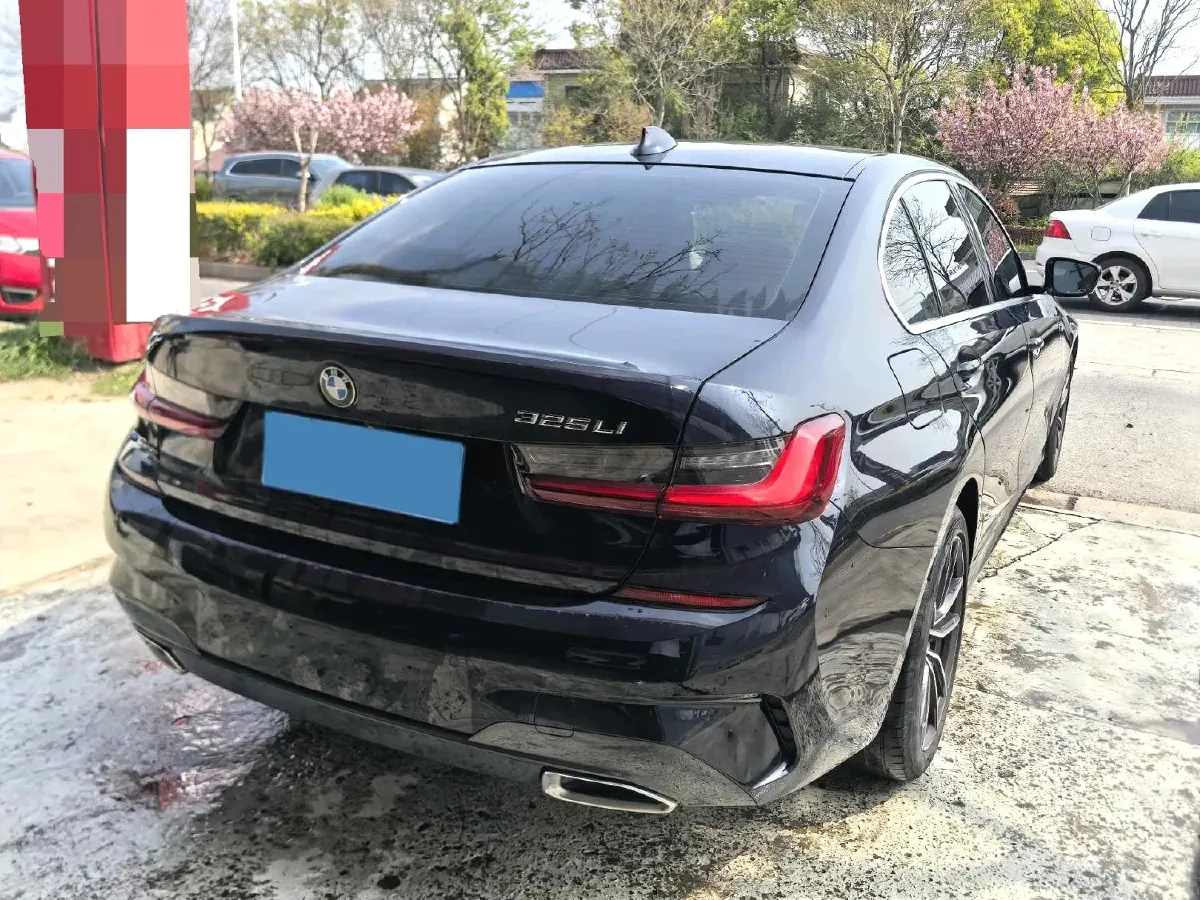 2022 BMW 3 Series 2.0T 156HP L4 8AT,autocango,china used car exporter,china ev exporter,chinese used car exporter,chinese used ev exporter