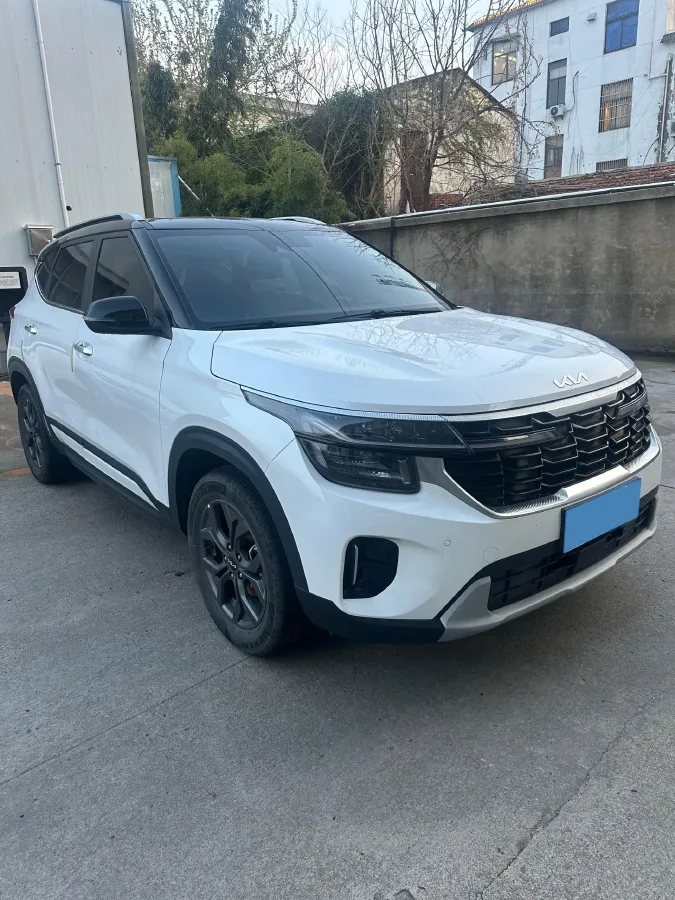 2023 Kia Seltos 1.5L 115HP L4 CVT,autocango,china used car exporter,china ev exporter,chinese used car exporter,chinese used ev exporter