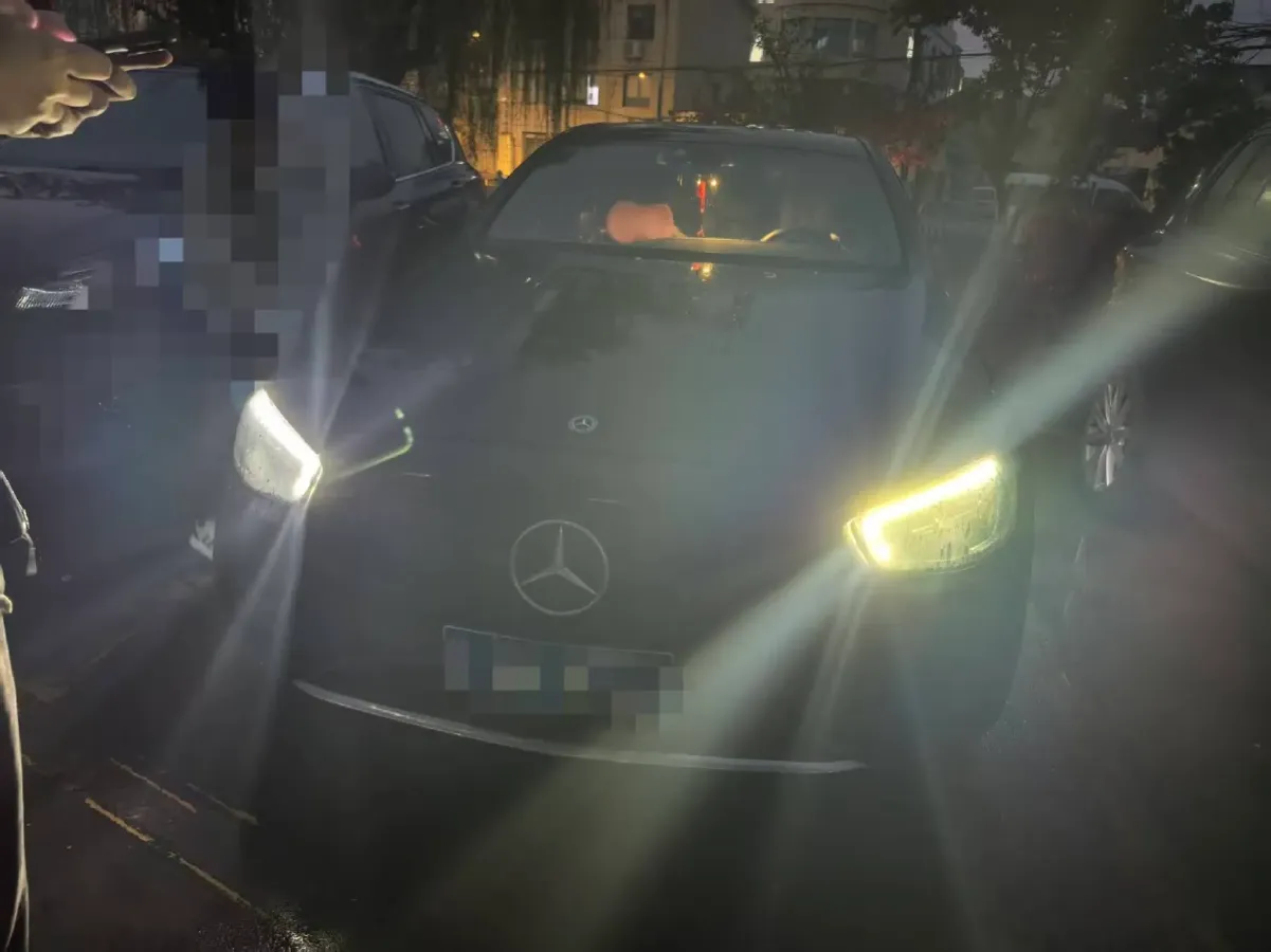 2021 Mercedes-Benz E Class 2.0T 258HP L4 9AT,autocango,china used car exporter,china ev exporter,chinese used car exporter,chinese used ev exporter