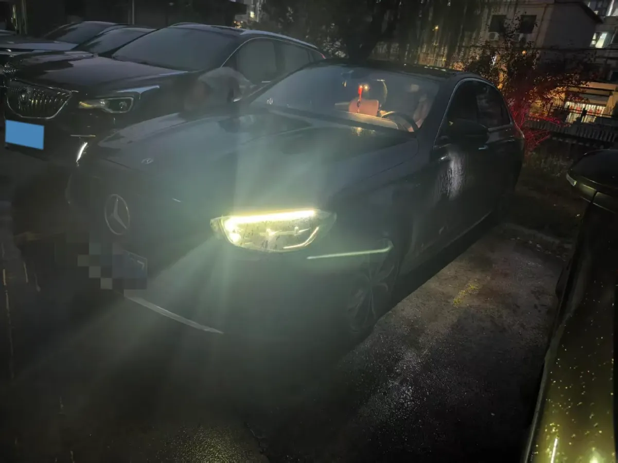 2021 Mercedes-Benz E Class 2.0T 258HP L4 9AT,autocango,china used car exporter,china ev exporter,chinese used car exporter,chinese used ev exporter