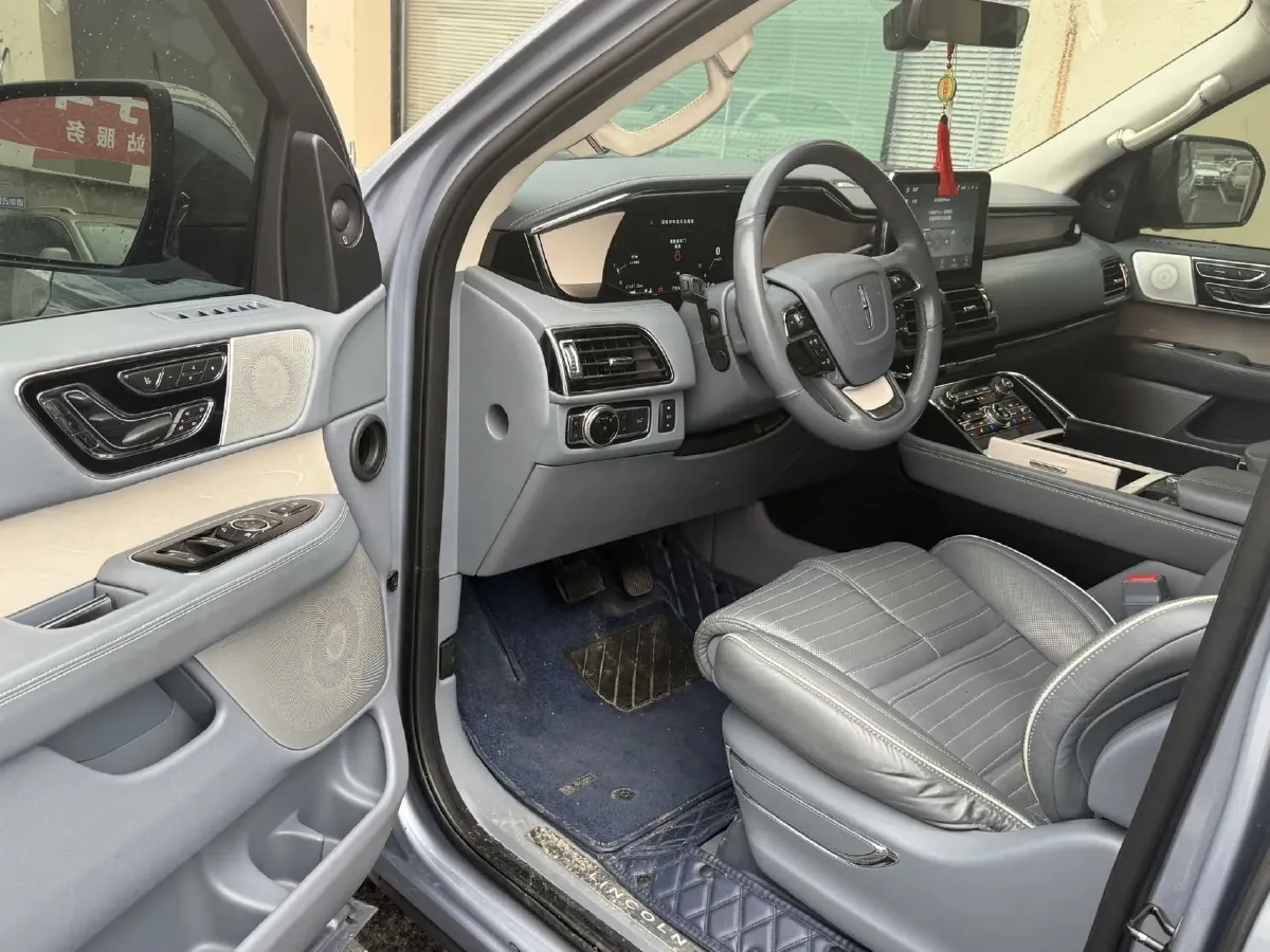 2020 Lincoln Navigator 3.5T 388HP V6 10AT,autocango,china used car exporter,china ev exporter,chinese used car exporter,chinese used ev exporter