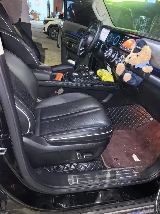 2023 Tank 300 2.0T 227HP L4 8AT,autocango,china used car exporter,china ev exporter,chinese used car exporter,chinese used ev exporter