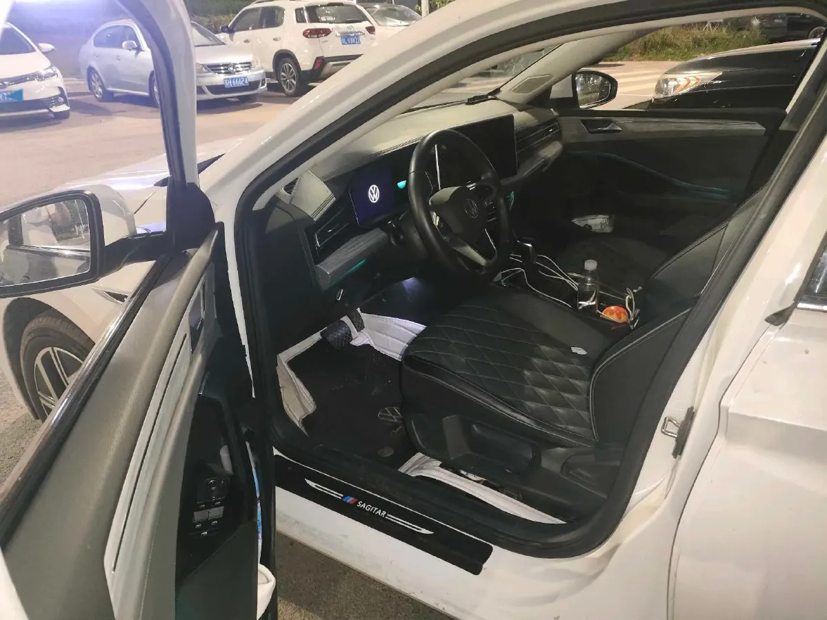 2023 Volkswagen Sagitar 1.4T 150HP L4 7DCT,autocango,china used car exporter,china ev exporter,chinese used car exporter,chinese used ev exporter