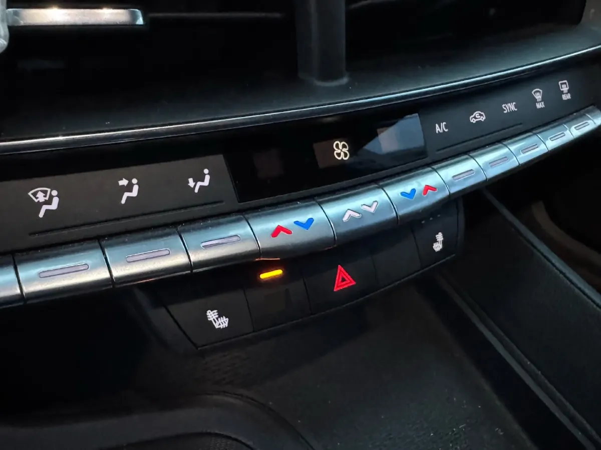 2020 Cadillac CT5 2.0T 237HP L4 10AT,autocango,china used car exporter,china ev exporter,chinese used car exporter,chinese used ev exporter