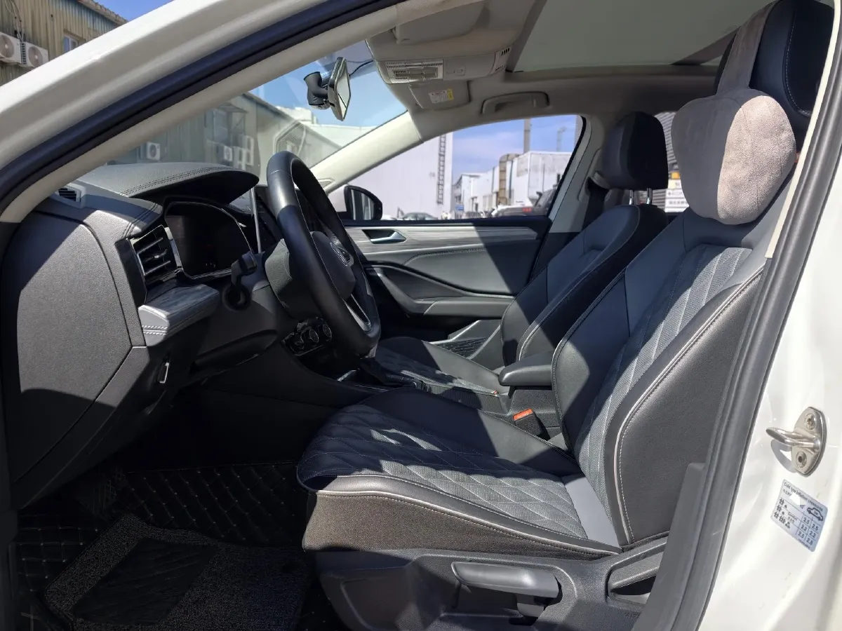 2023 Volkswagen Sagitar 1.4T 150HP L4 7DCT,autocango,china used car exporter,china ev exporter,chinese used car exporter,chinese used ev exporter