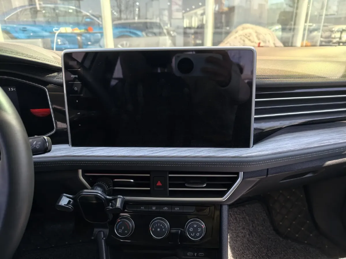 2023 Volkswagen Sagitar 1.4T 150HP L4 7DCT,autocango,china used car exporter,china ev exporter,chinese used car exporter,chinese used ev exporter