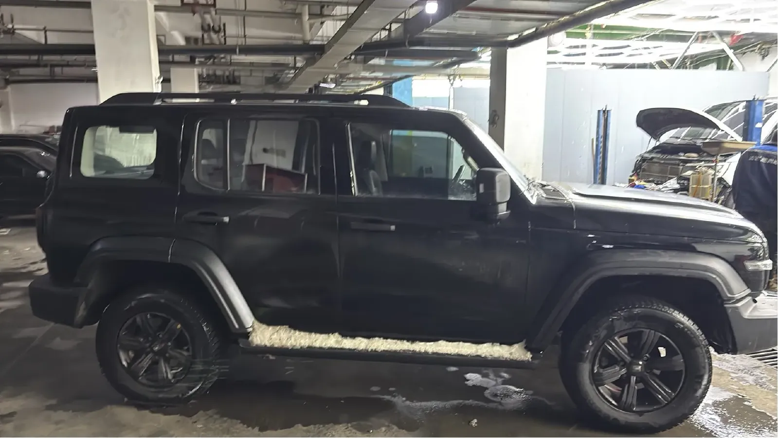 2023 Tank 300 2.0T 227HP L4 8AT,autocango,china used car exporter,china ev exporter,chinese used car exporter,chinese used ev exporter