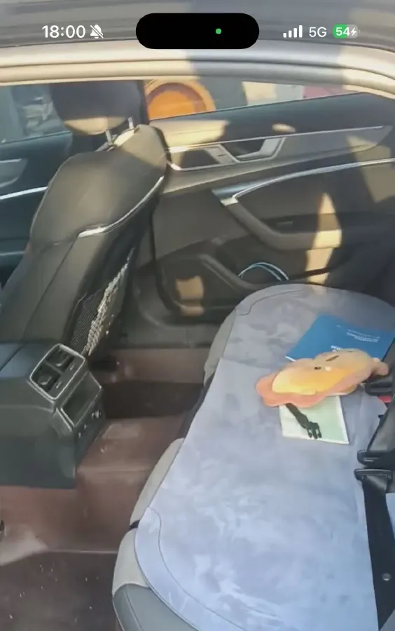 2024 Audi A6L 2.0T 190HP L4 7DCT,autocango,china used car exporter,china ev exporter,chinese used car exporter,chinese used ev exporter