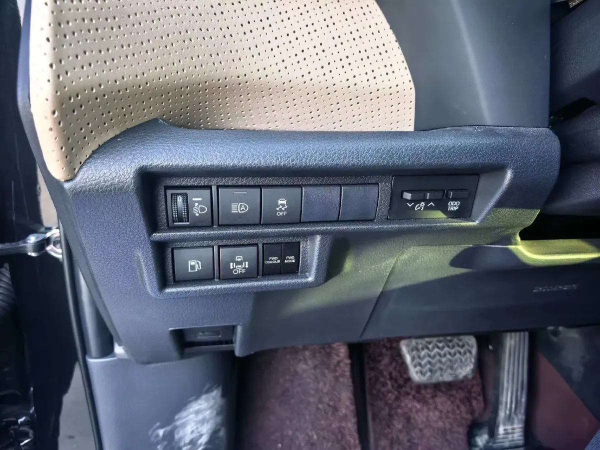 2024 Toyota Sienna 2.5L 189HP L4 E-CVT Hybrid,autocango,china used car exporter,china ev exporter,chinese used car exporter,chinese used ev exporter