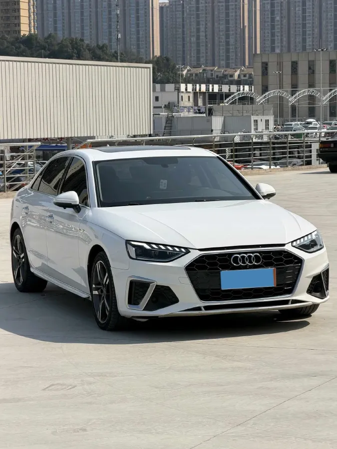 2020 Audi A4L 2.0T 190HP L4 7DCT,autocango,china used car exporter,china ev exporter,chinese used car exporter,chinese used ev exporter
