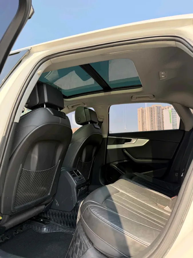 2020 Audi A4L 2.0T 190HP L4 7DCT,autocango,china used car exporter,china ev exporter,chinese used car exporter,chinese used ev exporter