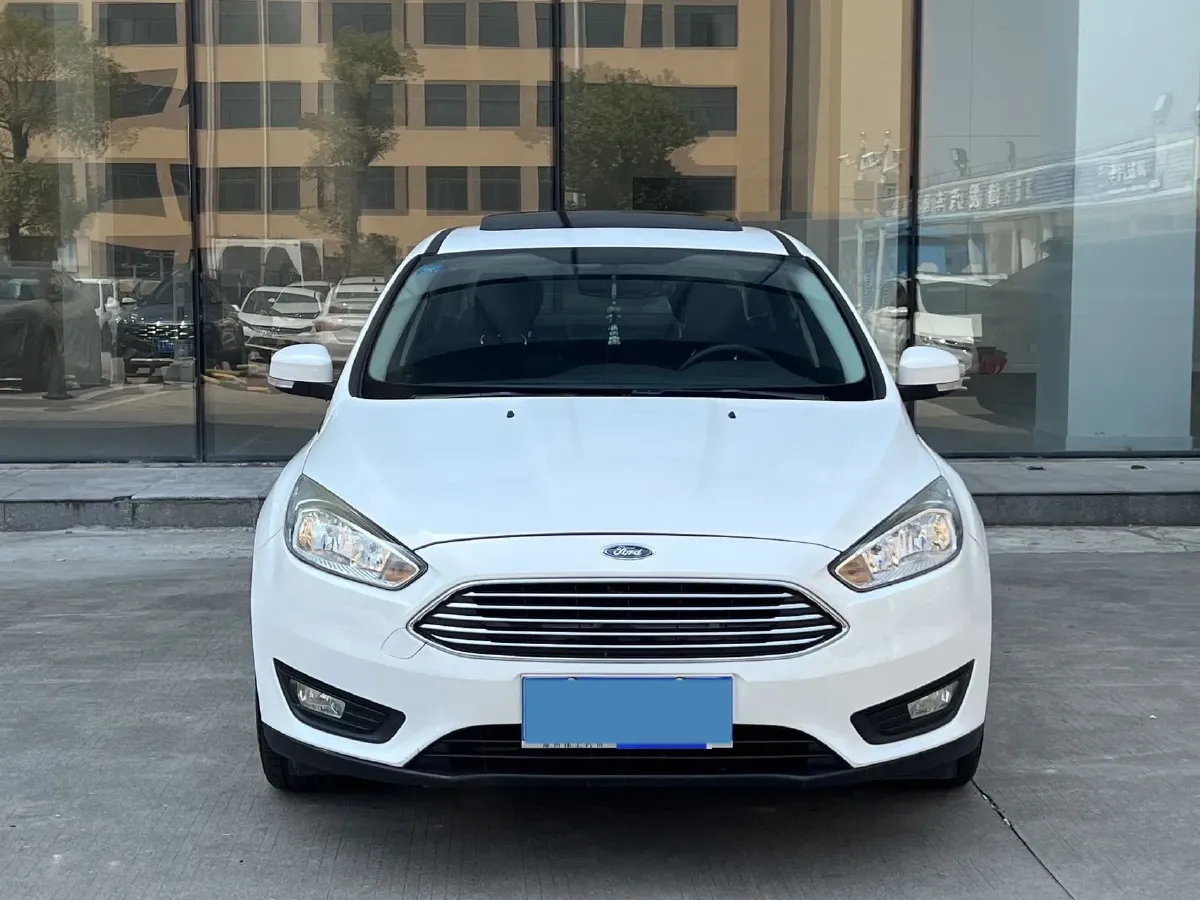 2017 Ford Focus 1.6L 125HP L4 6DCT,autocango,china used car exporter,china ev exporter,chinese used car exporter,chinese used ev exporter