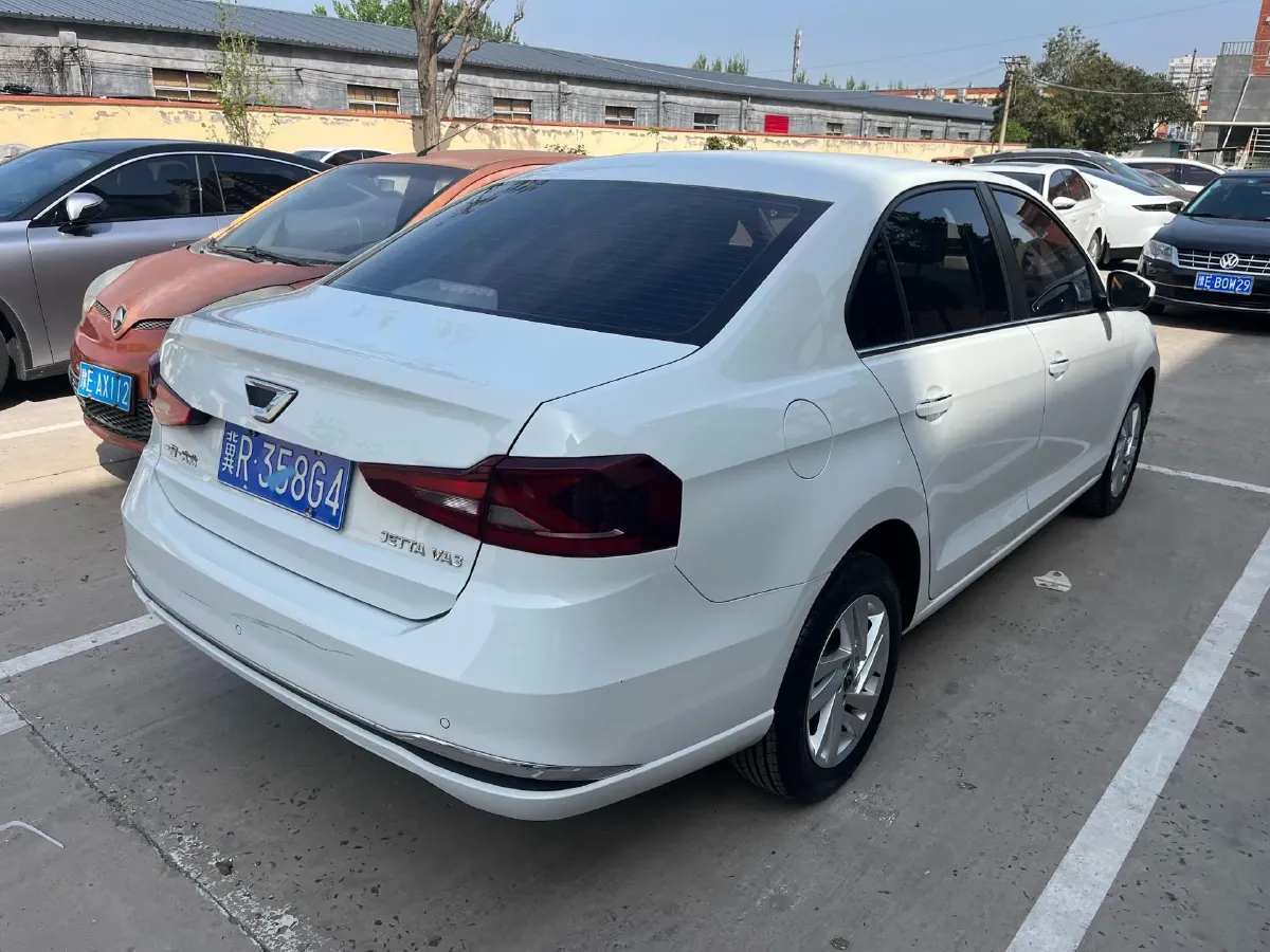 2021 Jetta VA3 1.5L 112HP L4 5MT,autocango,china used car exporter,china ev exporter,chinese used car exporter,chinese used ev exporter