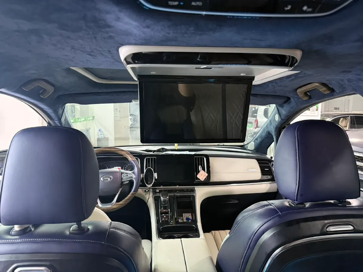 2021 GAC Trumpchi M8 2.0T 252HP L4 8AT,autocango,china used car exporter,china ev exporter,chinese used car exporter,chinese used ev exporter