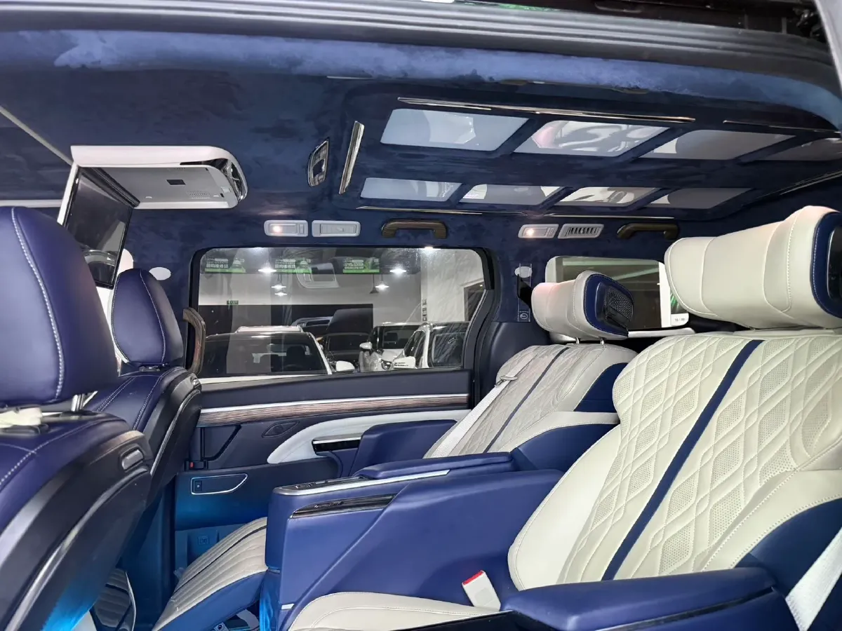 2021 GAC Trumpchi M8 2.0T 252HP L4 8AT,autocango,china used car exporter,china ev exporter,chinese used car exporter,chinese used ev exporter