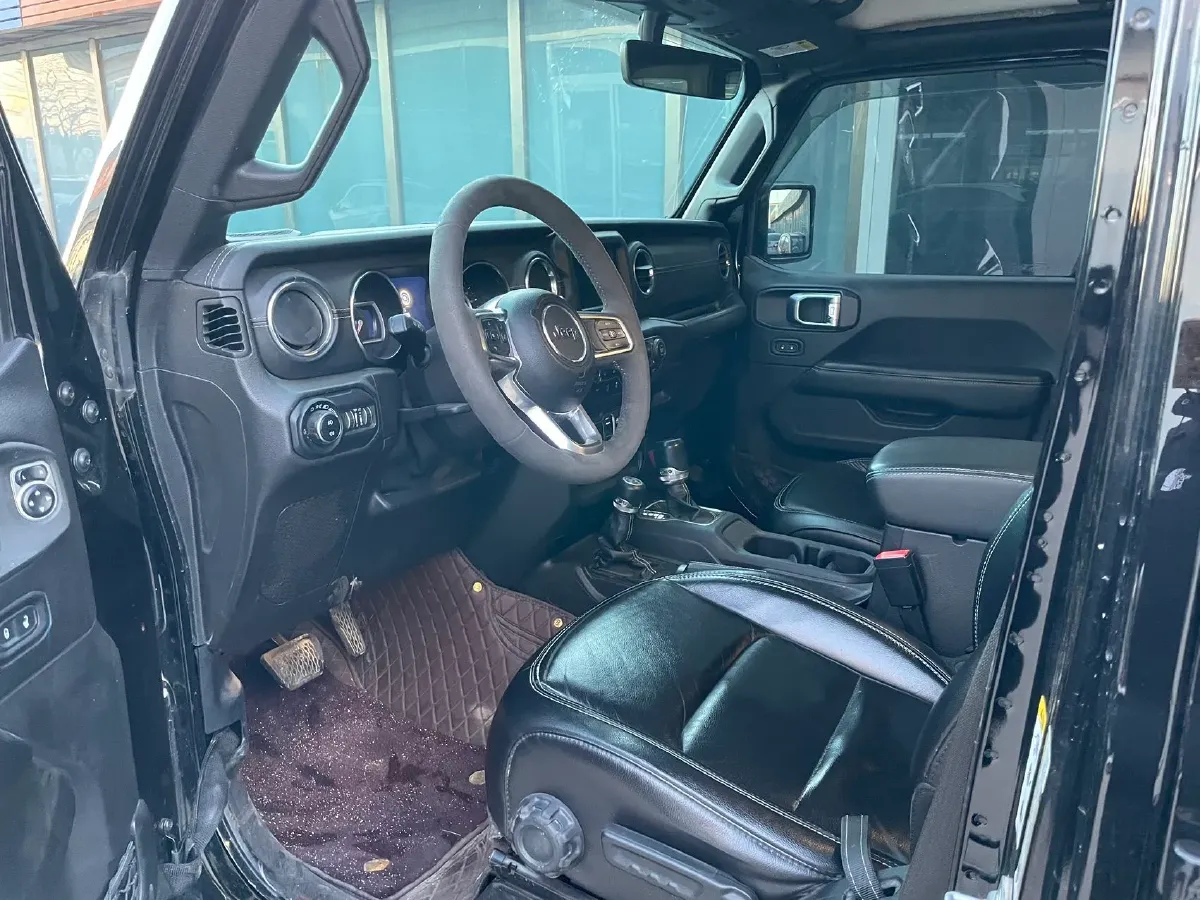 2019 Jeep Wrangler 2.0T 266HP L4 8AT,autocango,china used car exporter,china ev exporter,chinese used car exporter,chinese used ev exporter