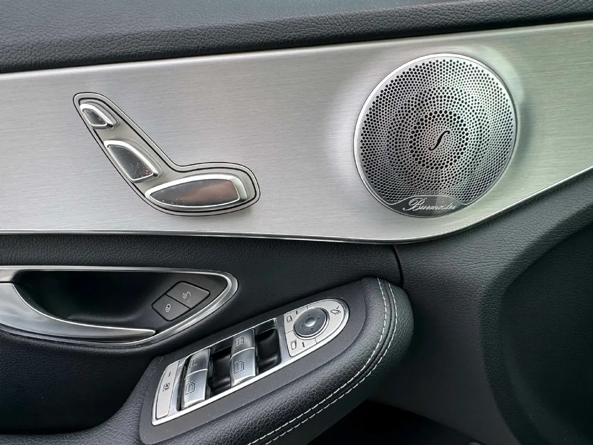 2021 Mercedes-Benz C Class 1.5T 184HP L4 9AT,autocango,china used car exporter,china ev exporter,chinese used car exporter,chinese used ev exporter