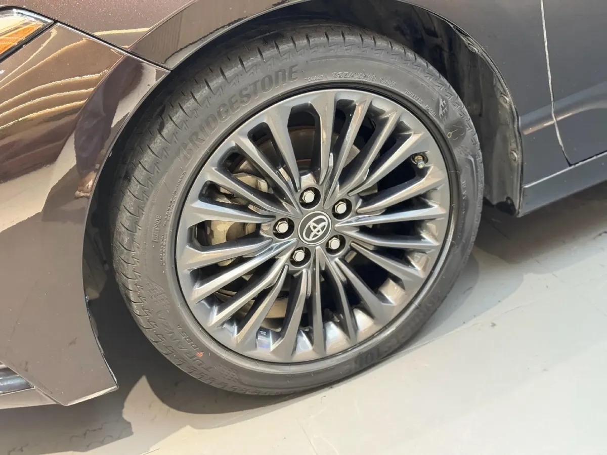 2019 Toyota Avalon 2.5L 209HP L4 8AT,autocango,china used car exporter,china ev exporter,chinese used car exporter,chinese used ev exporter