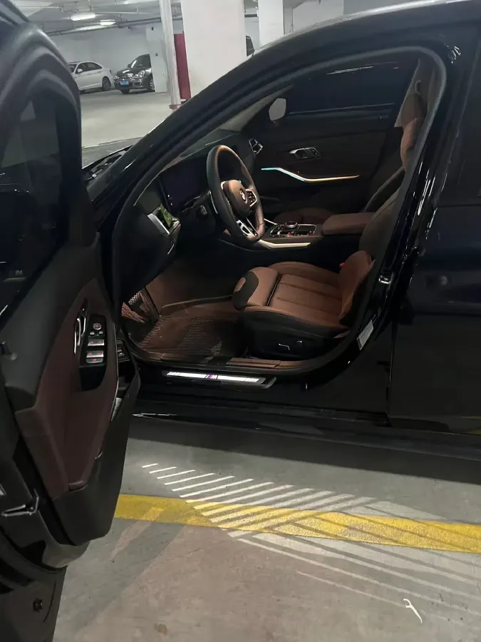 2025 BMW 3 Series 2.0T 184HP L4 8AT,autocango,china used car exporter,china ev exporter,chinese used car exporter,chinese used ev exporter