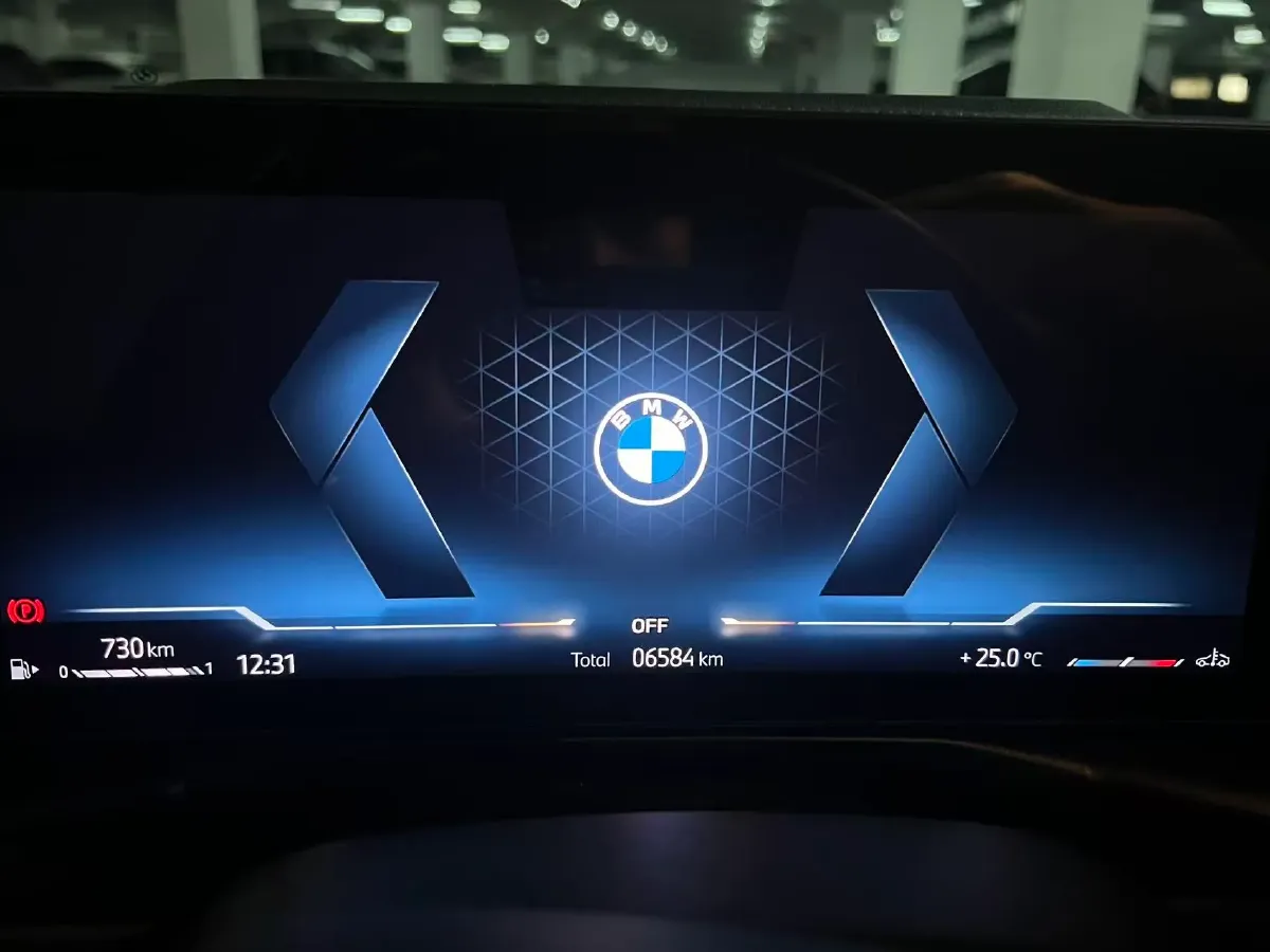 2025 BMW 3 Series 2.0T 184HP L4 8AT,autocango,china used car exporter,china ev exporter,chinese used car exporter,chinese used ev exporter