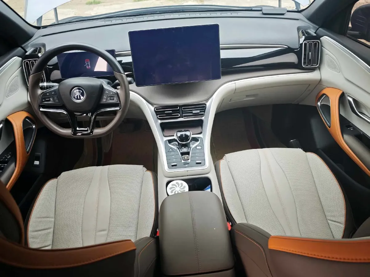 2022 Geely JiaJi 1.5T 177HP L3 7DCT PHEV 15.5KWH,autocango,china used car exporter,china ev exporter,chinese used car exporter,chinese used ev exporter