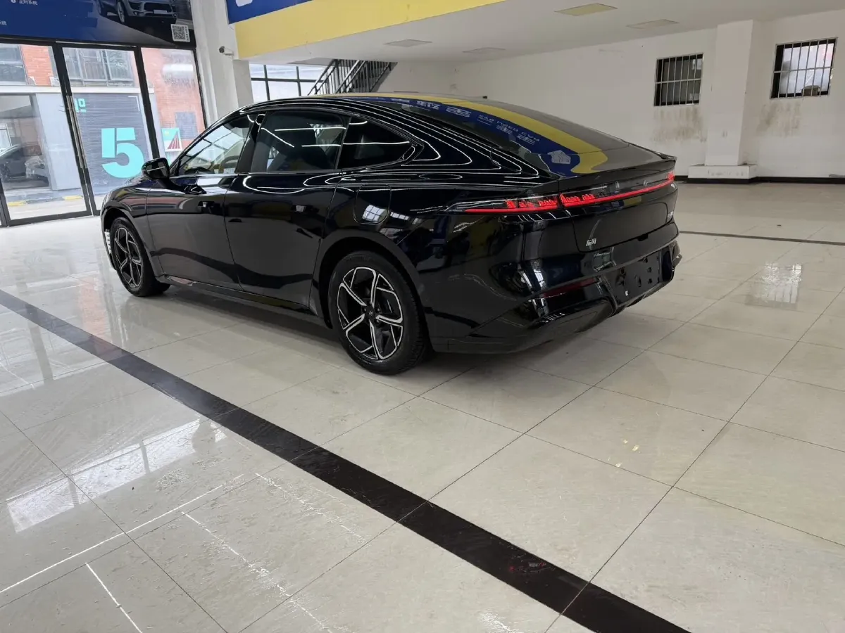 2024 DongFeng eπ eπ007 REEV 105HP REEV 28.4KWH,autocango,china used car exporter,china ev exporter,chinese used car exporter,chinese used ev exporter