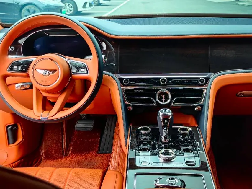 2022 Bentley Flying Spur 2.9T 416HP V6 8DCT PHEV 18KWH,autocango,china used car exporter,china ev exporter,chinese used car exporter,chinese used ev exporter