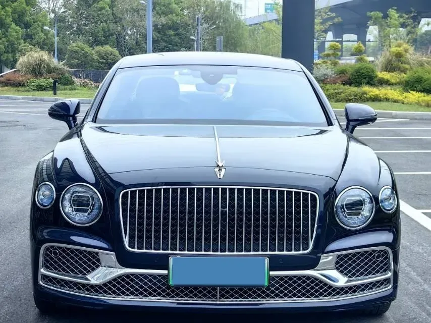 2022 Bentley Flying Spur 2.9T 416HP V6 8DCT PHEV 18KWH,autocango,china used car exporter,china ev exporter,chinese used car exporter,chinese used ev exporter