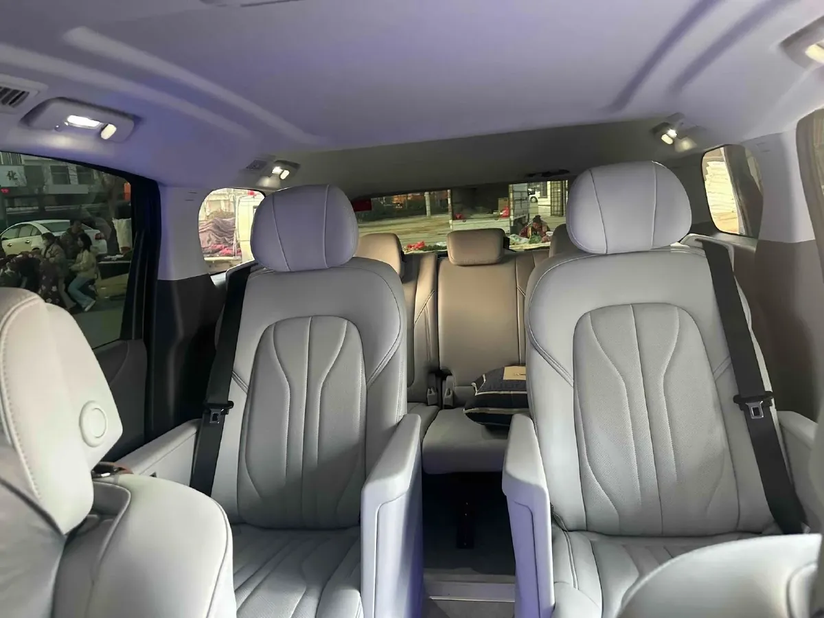 2026 Buick GL8 2.0T 237HP L4 9AT,autocango,china used car exporter,china ev exporter,chinese used car exporter,chinese used ev exporter